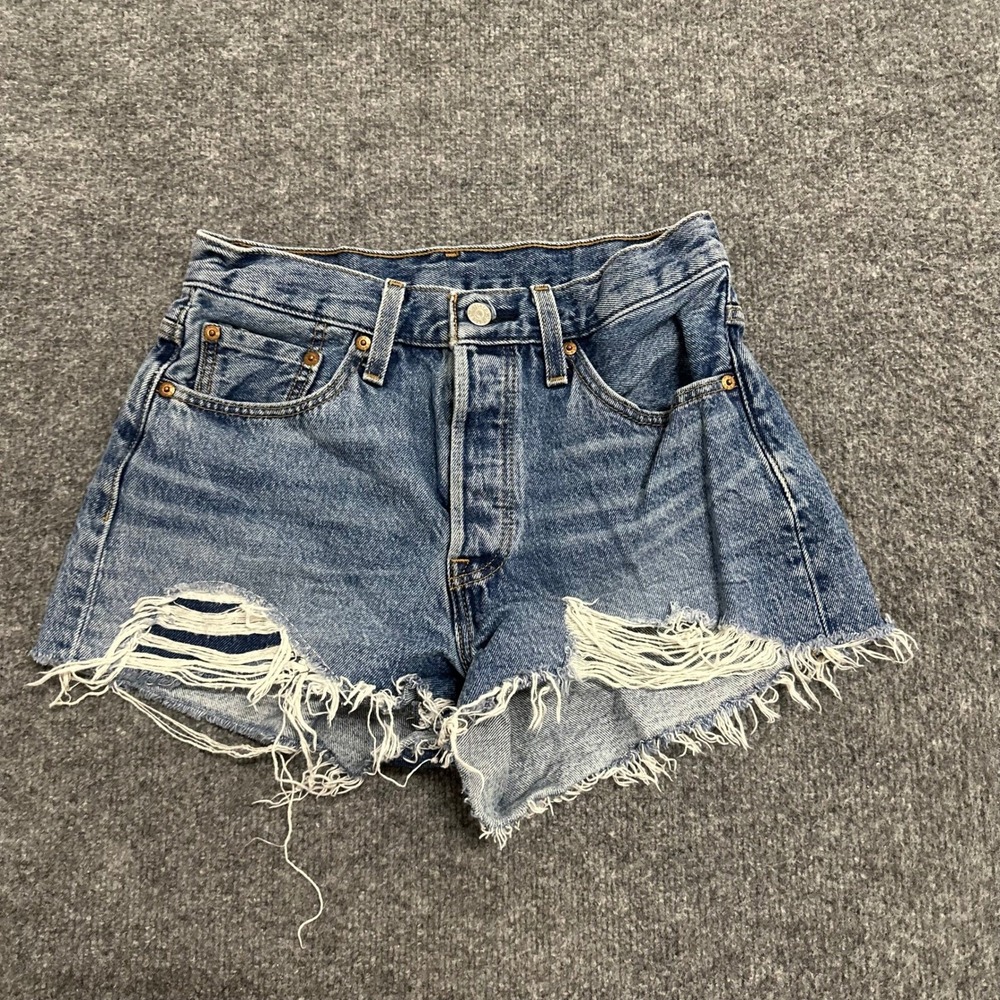 Levi's Shorts Womens Size 26 Blue 501 Distressed Denim Cutoff High Waist Raw Hem